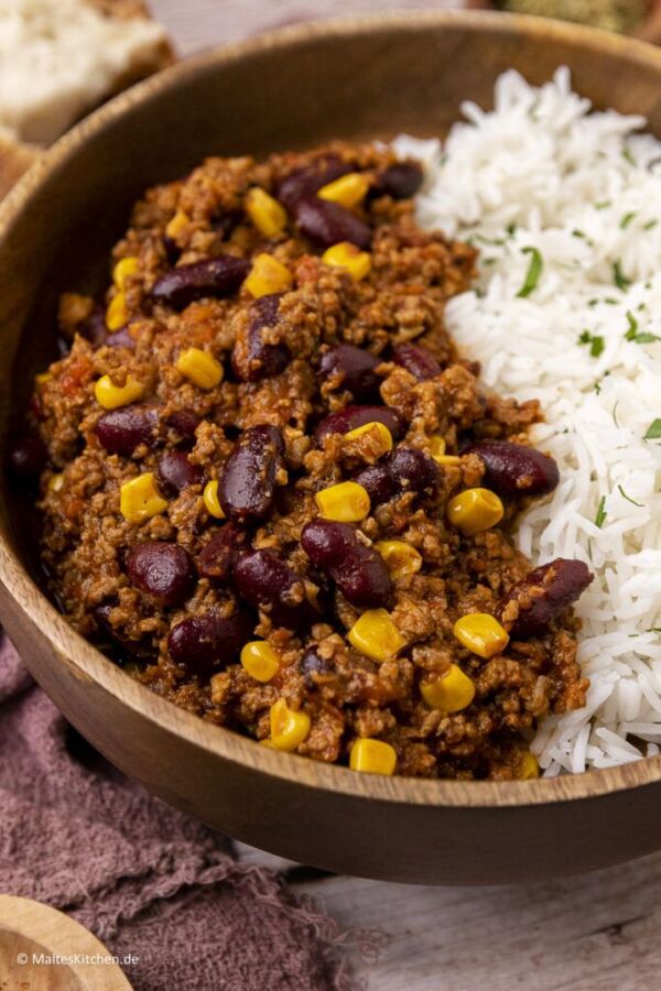 Plat complet chili riz